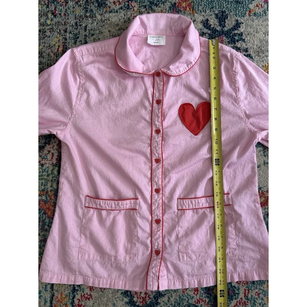 LAKE x Atlantic-Pacific Margot Pajama‎ Top with Heart Applique Size Medium